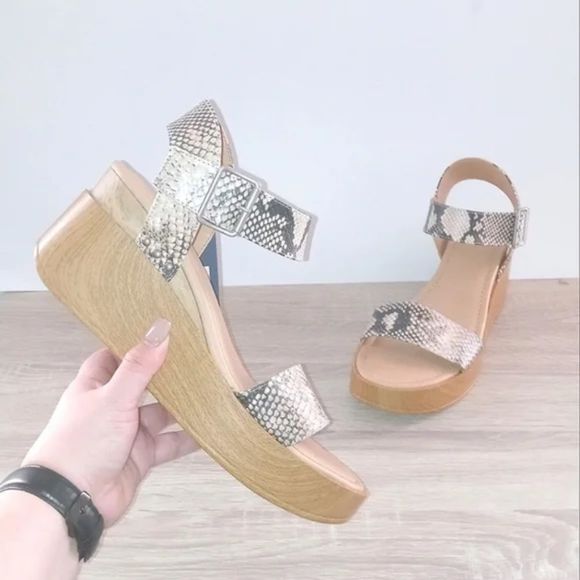 Universal Thread Shoes - Wedges by Universal Thread Size 12